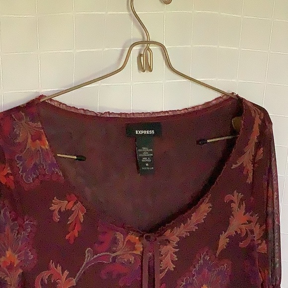 Express top Size M Great Condition - Picture 6 of 6